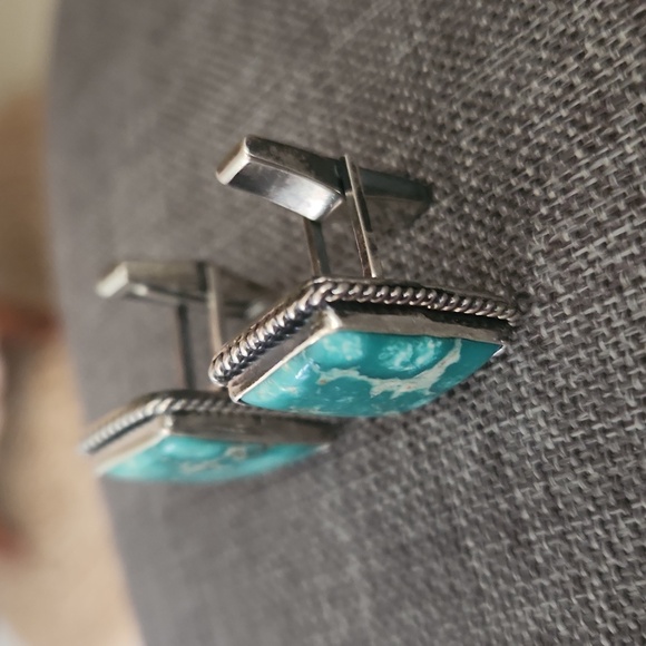 Rare NWOT Native American Handmade Whitewater Turquoise Men's Cufflinks 💙🖤🎁 - Picture 3 of 11